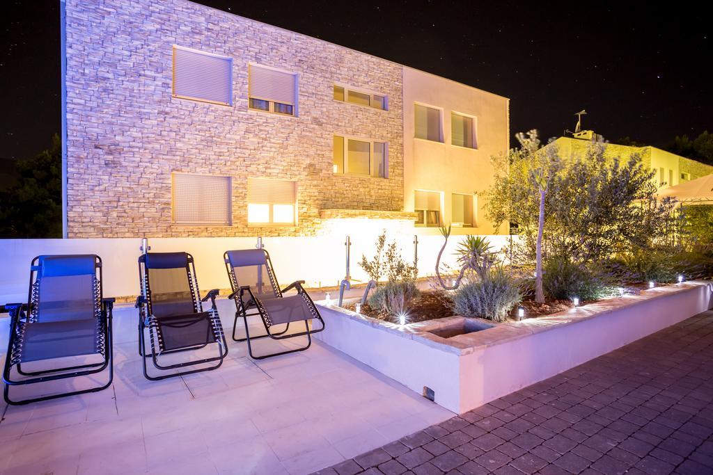 Apartment Falcon Stari Grad  Δωμάτιο φωτογραφία