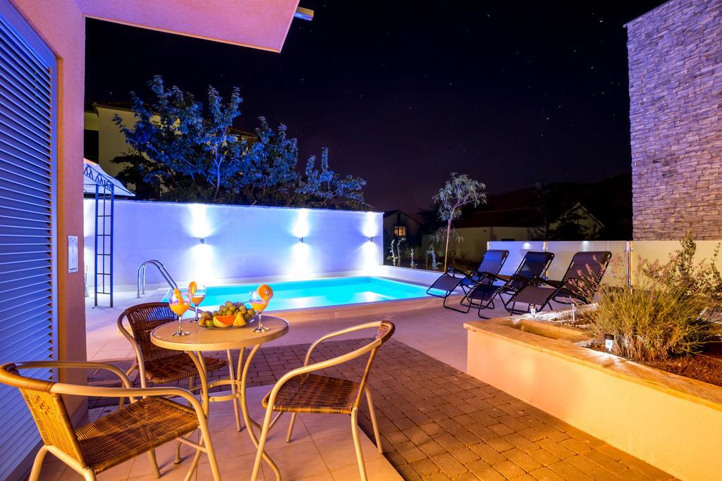 Apartment Falcon Stari Grad  Δωμάτιο φωτογραφία