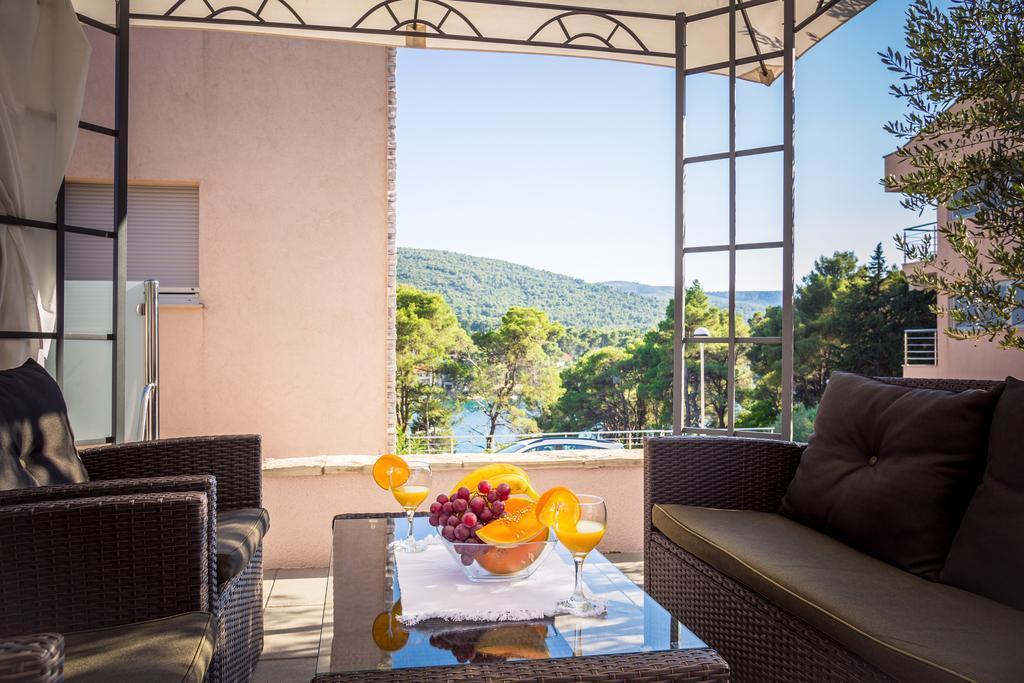 Apartment Falcon Stari Grad  Δωμάτιο φωτογραφία