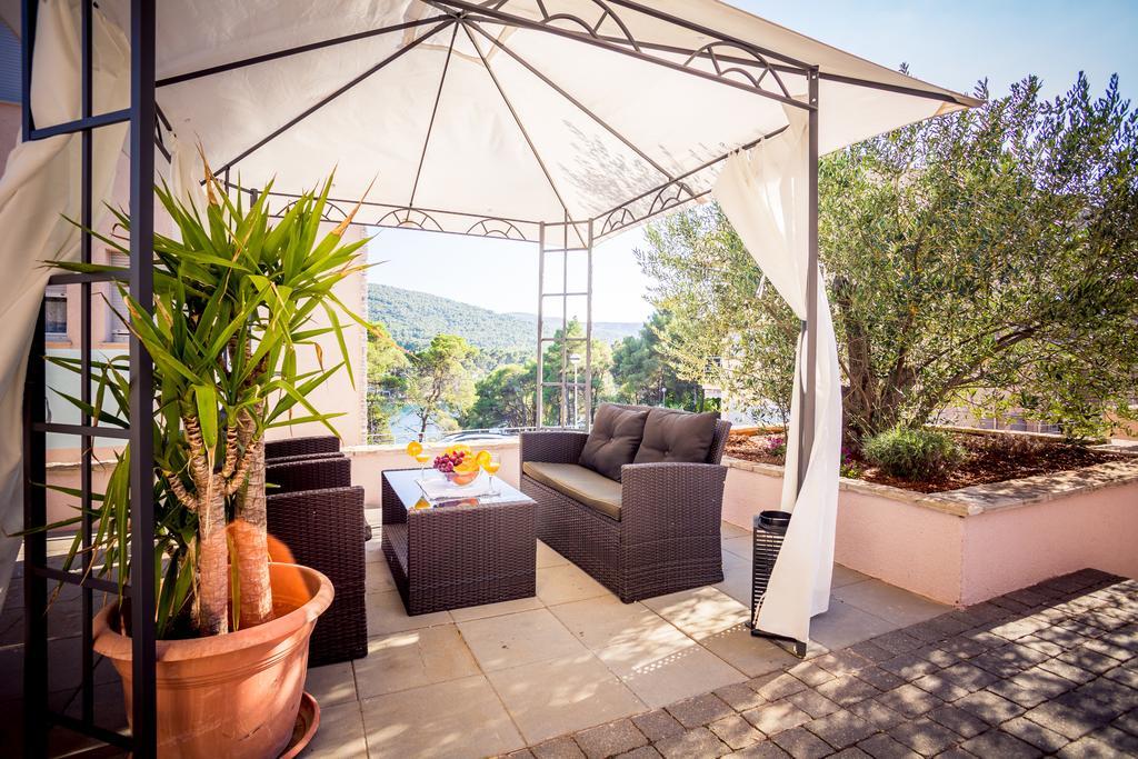 Apartment Falcon Stari Grad  Δωμάτιο φωτογραφία