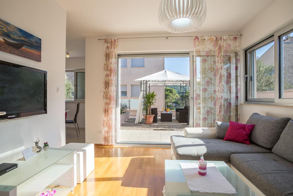 Apartment Falcon Stari Grad  Δωμάτιο φωτογραφία