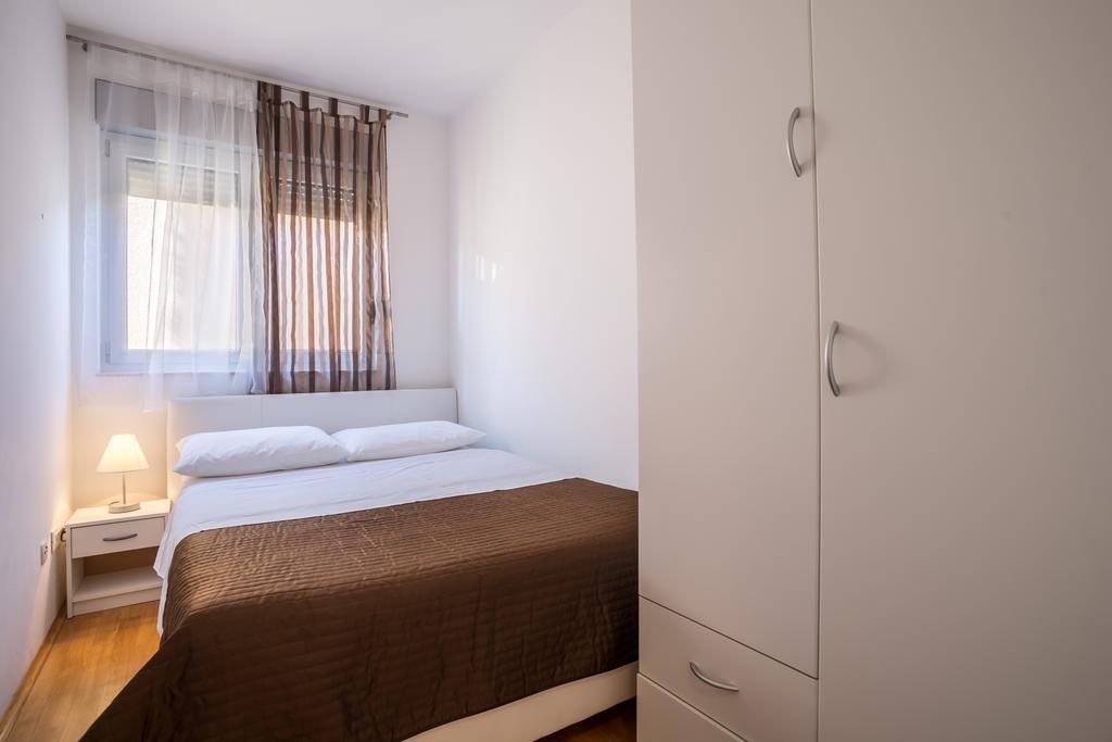 Apartment Falcon Stari Grad  Δωμάτιο φωτογραφία