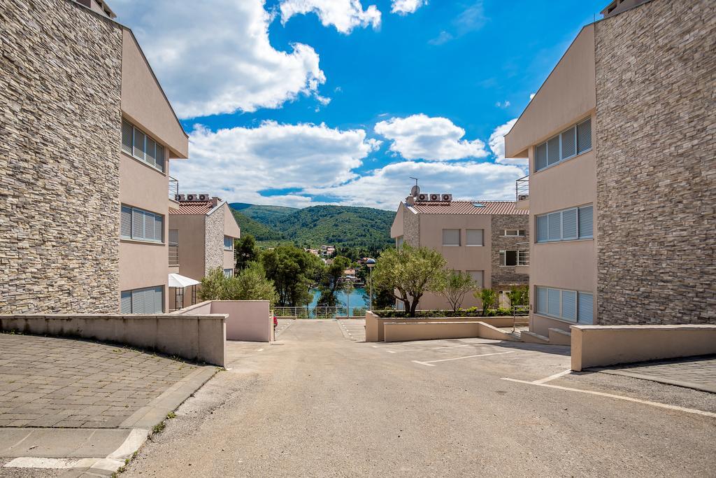 Apartment Falcon Stari Grad  Δωμάτιο φωτογραφία